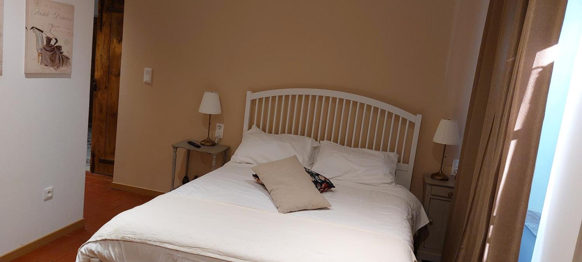 Bed and Breakfast Mas Elena Generargues Exterior foto